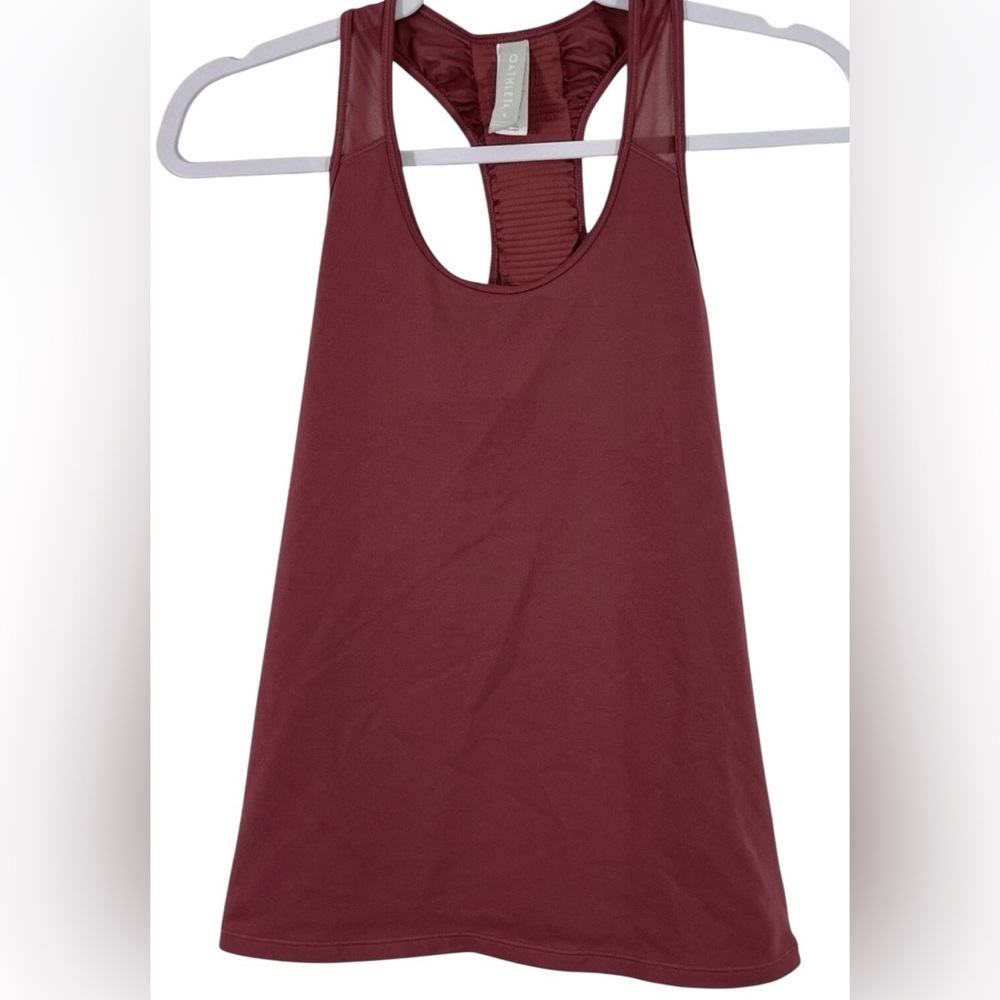 Athleta Tank Top Womans XS Bakasana Maple Red Racer Back Mesh Back Roche Yoga